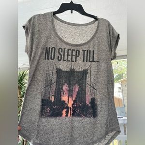 💥American Eagle “No Sleep Til Brooklyn” Beastie Boys T-Shirt💥